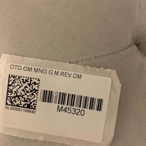 Authentic LV Reverse Monogram GM Bag - Picture 3 of 5